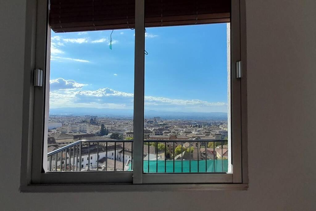 Appartement Apartamento Con Vistas En Albaicin II à Grenade Extérieur photo